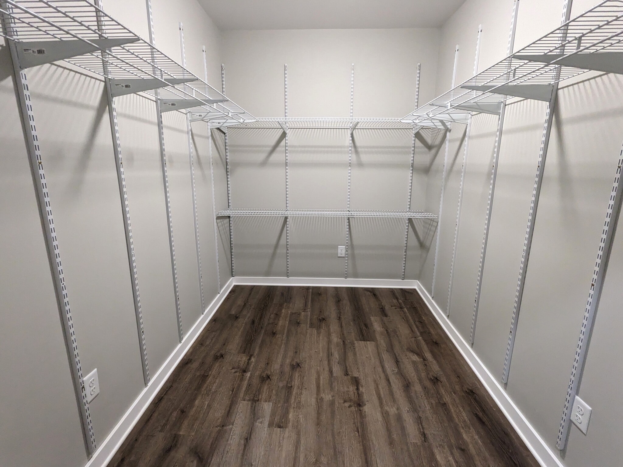 Master Closet - 5012 Dearborn St