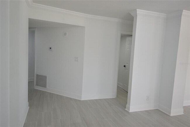 Building Photo - 1651 Sand Key Estates Ct