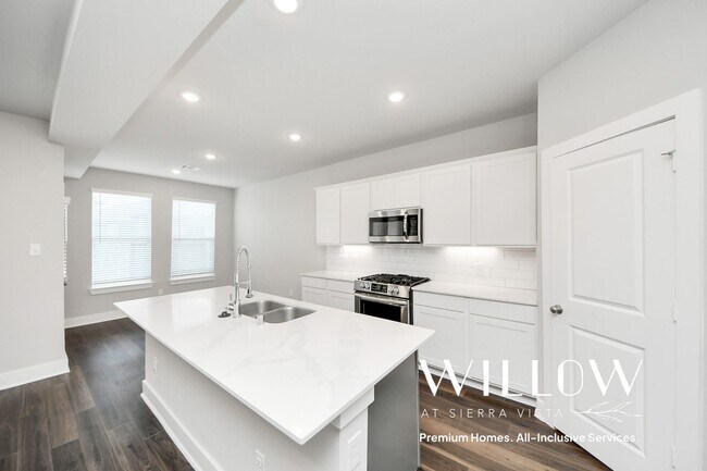Building Photo - 10518 Moon Vly Ln