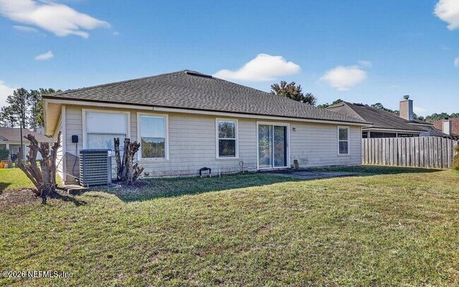 Building Photo - 9205 Redtail Dr
