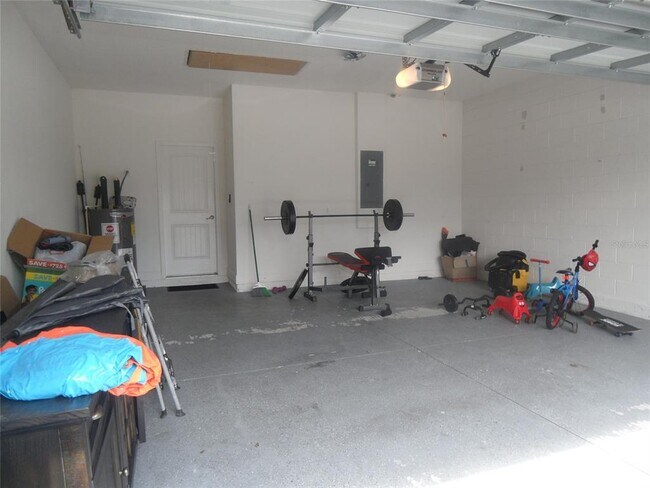 Building Photo - 1497 Softshell St