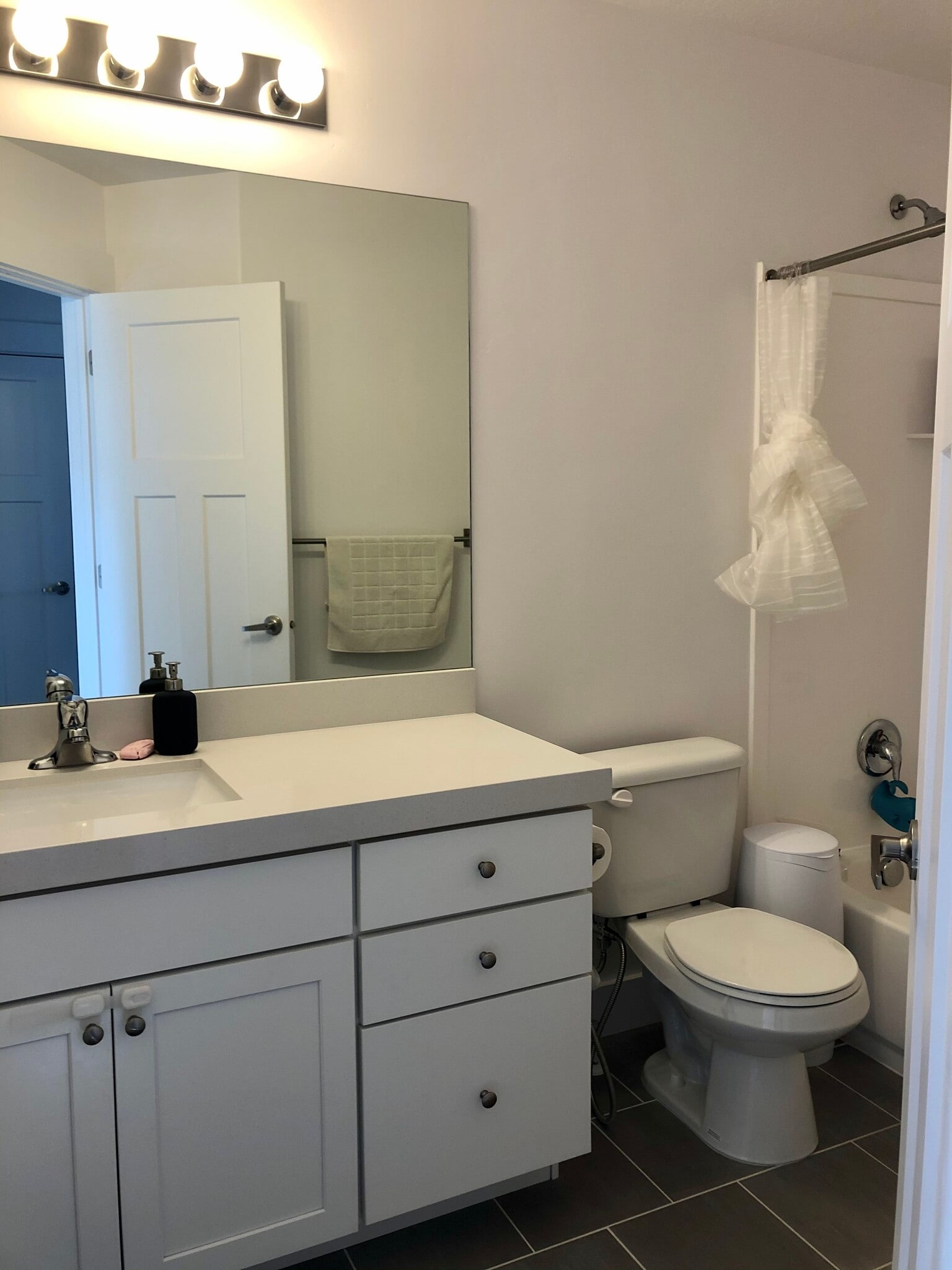 Bathroom - 3848 W Kinglassie Ln