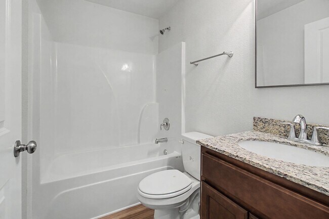 Building Photo - 5230 Richburg St