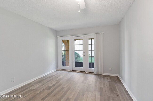 Building Photo - 6655 Bell Tower Ct