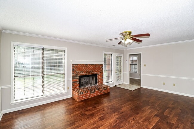 Building Photo - 6487 Tarus Dr