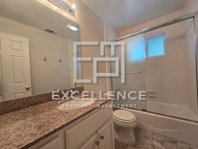 Building Photo - 117 Winslow Ct