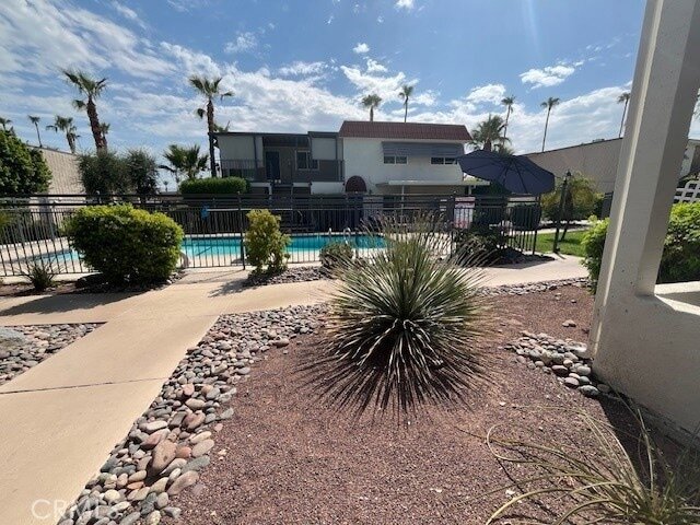 Building Photo - 45275 Sunset Ln