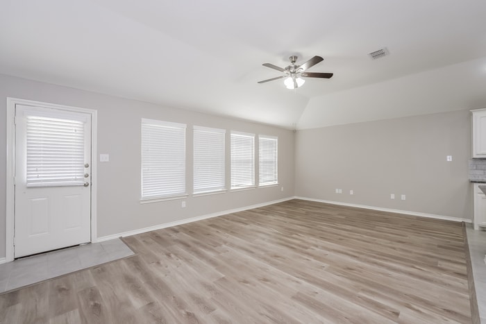 Building Photo - 3903 Bridle Path Ln