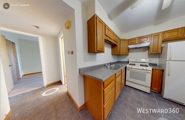Primary Photo - 13027 Seeley Ave