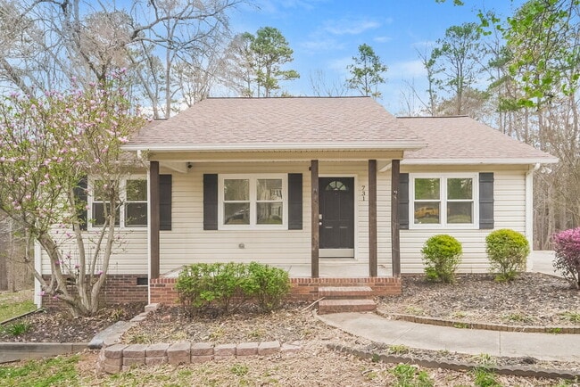 Building Photo - 731 Firecrest St SE