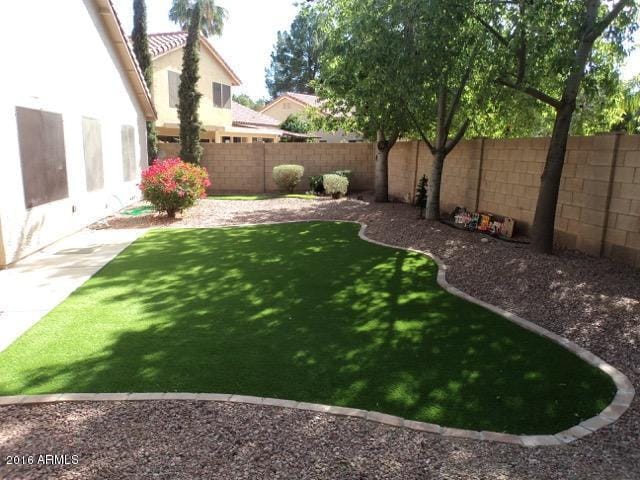 Building Photo - 1410 N Pebble Beach Dr