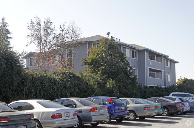 Building Photo - Cypress Point