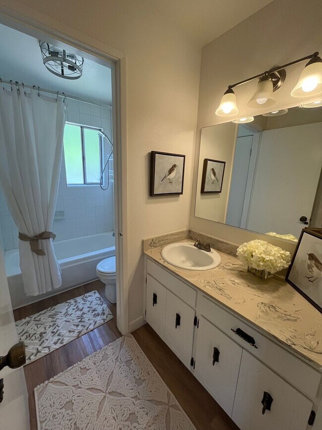 Building Photo - Charming 2-Story Condo on Greenbelt-$500 O...