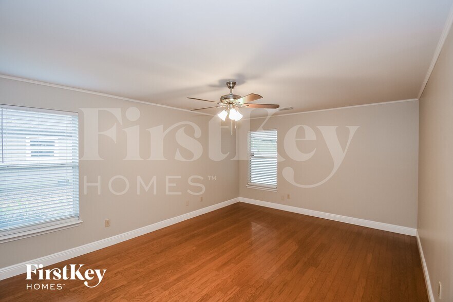 Building Photo - 1570 Crabapple Cove Ct N