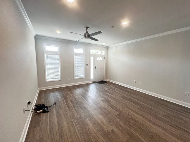 Building Photo - Available Now! - Pet Friendly 2 Bedroom, 2.5 Bath Townhome at Market Common! Cable and Internet I...