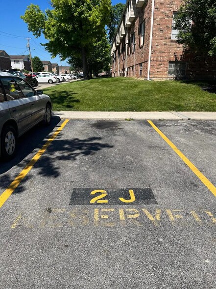 Building Photo - 4696 Tarryton Ct S