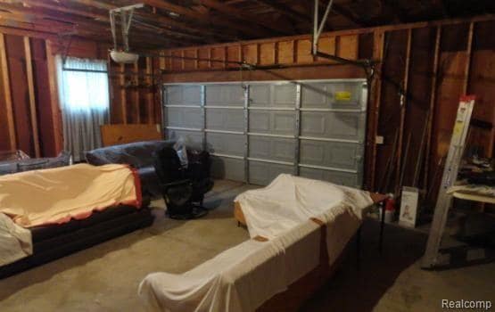 Building Photo - 3211 McCluskey