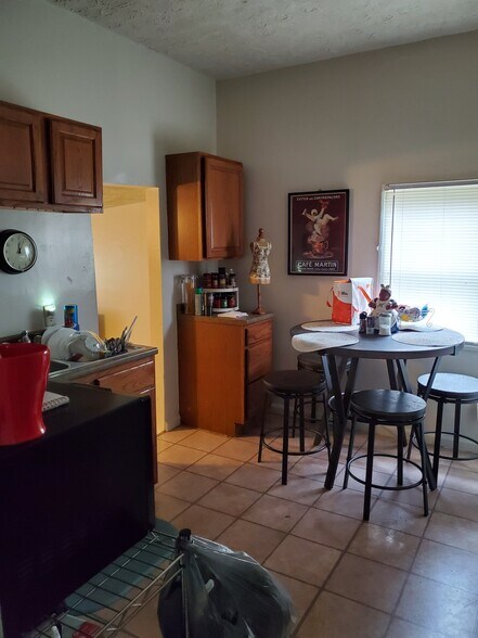 Building Photo - 2862 N Olney St