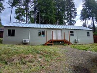 Building Photo - 88869-88879 Alder St.