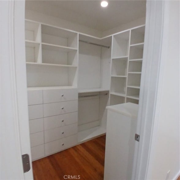 Building Photo - 16043 San Fernando Mission Blvd