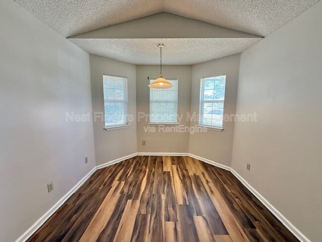 Building Photo - 2641 Sam Houston Pl