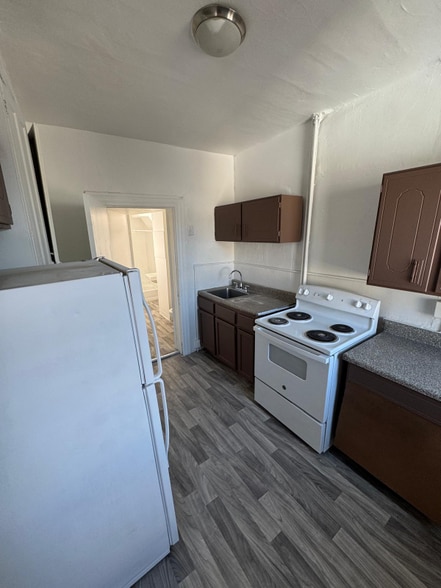 Building Photo - 308 Bessemer Ave