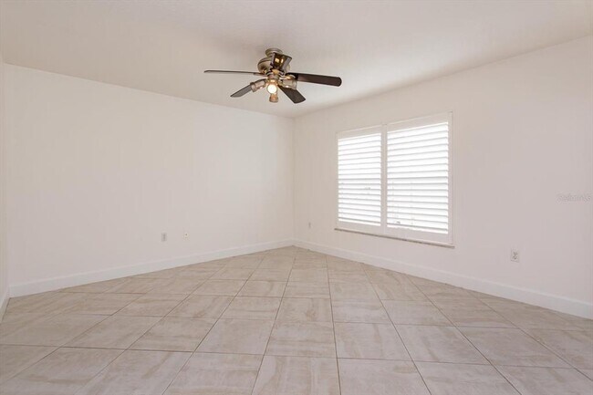 Building Photo - 169 Sawyerwood Pl
