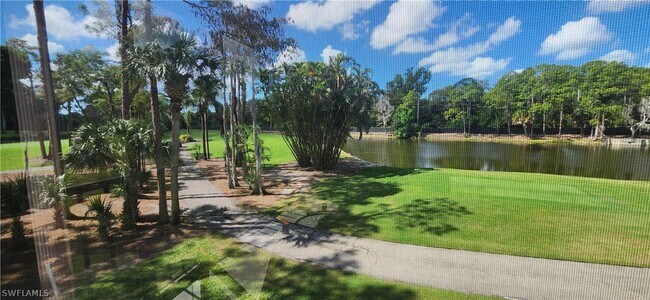 Building Photo - 228 Fox Glen Dr