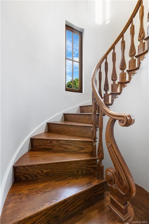 Building Photo - 51 Chapman Rd