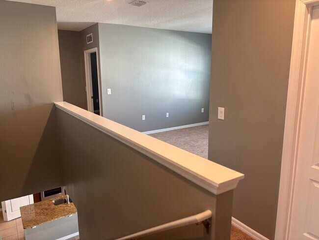 Building Photo - 152 Ludisia Loop