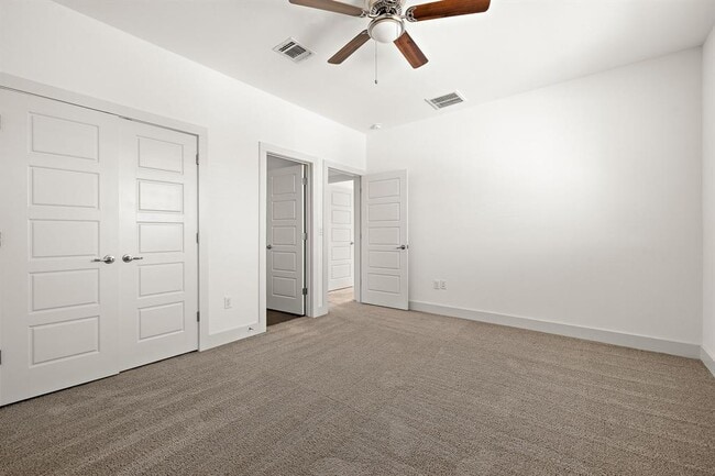 Building Photo - 7113 Cherry Beam Path