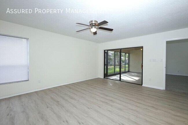 Building Photo - 301 Dryberry Way