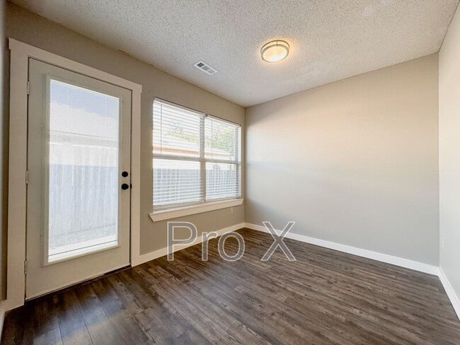 Building Photo - 1446 N Dawn Dr