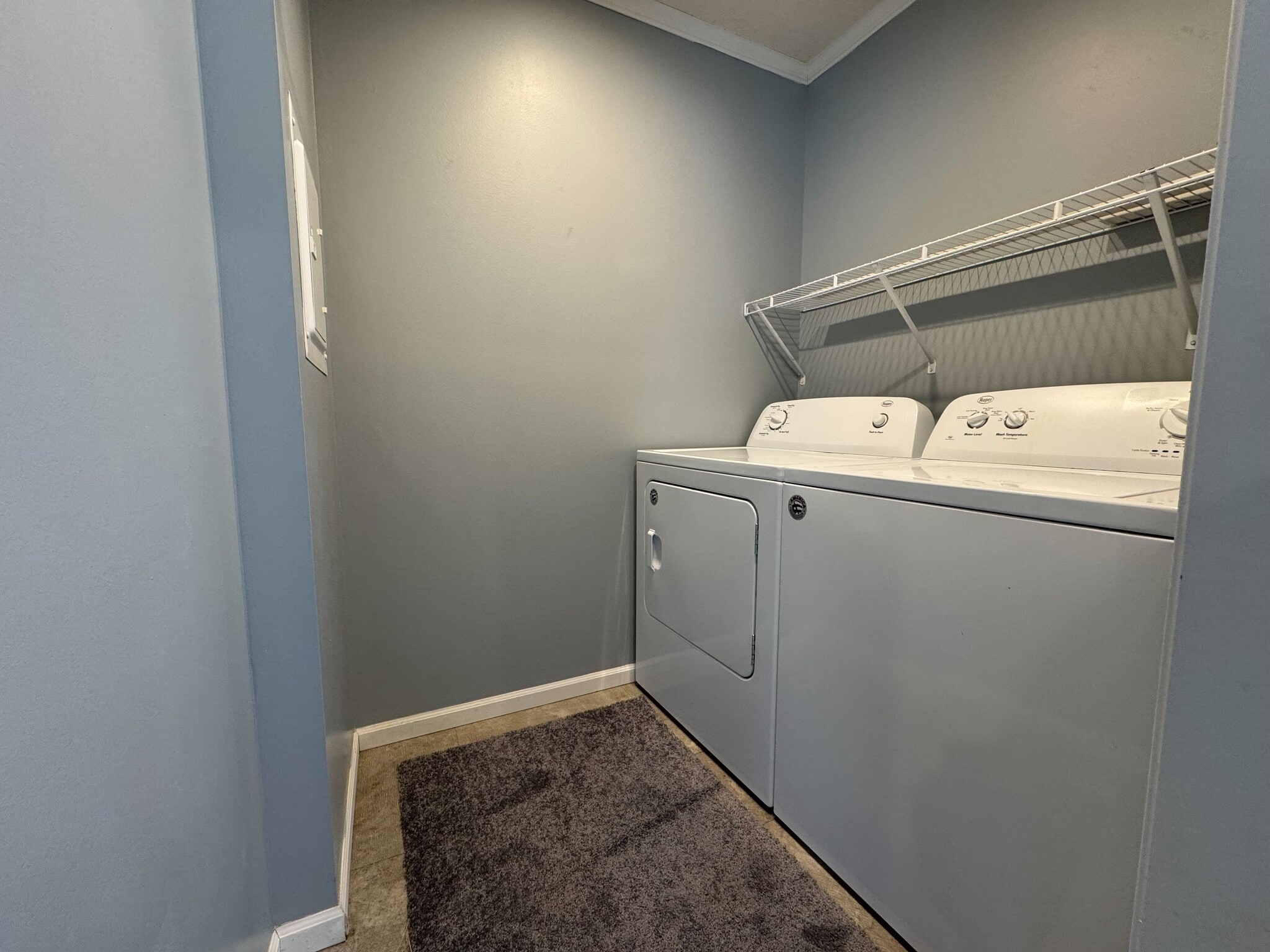 Building Photo - 2112 Bluebird Terrace NW