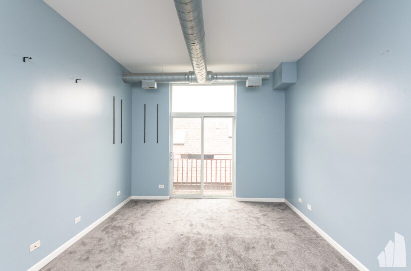 Building Photo - 2356 N Elston Ct