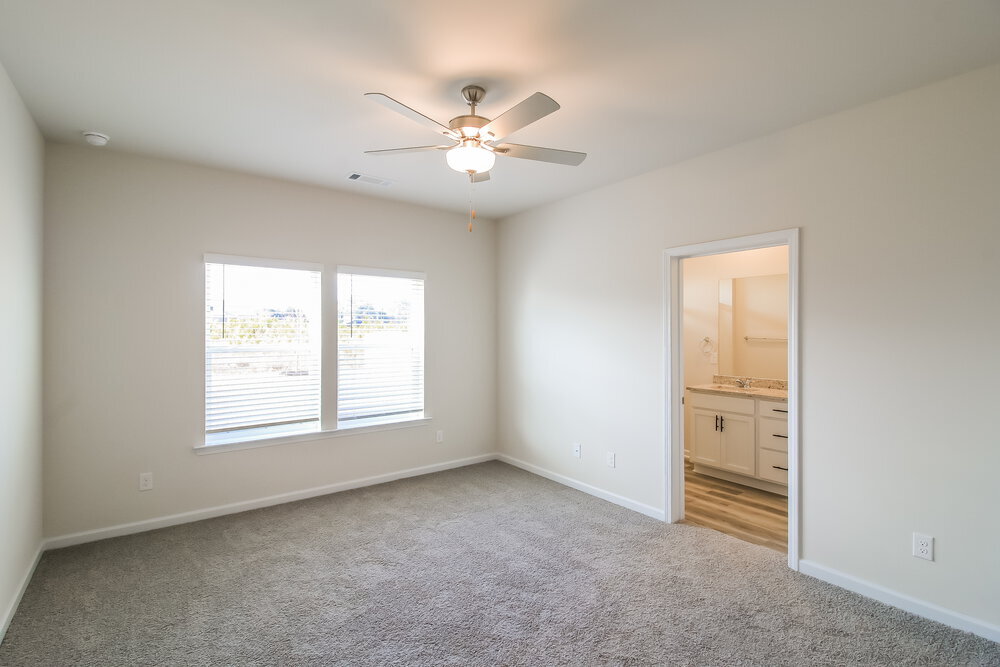 Building Photo - 268 Limestone Cir