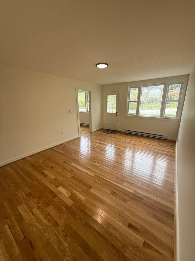 Building Photo - oliv3574