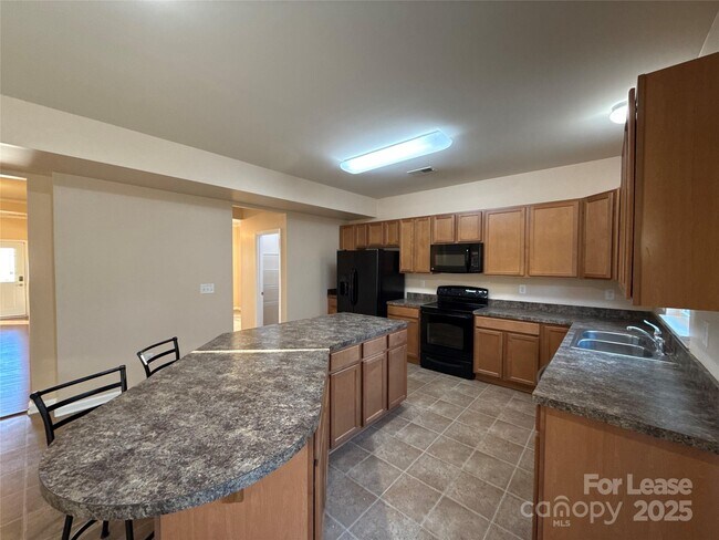 Building Photo - 134 Ashton Dr