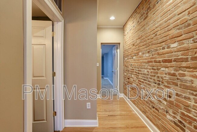 Building Photo - 18 N Patterson Park Ave