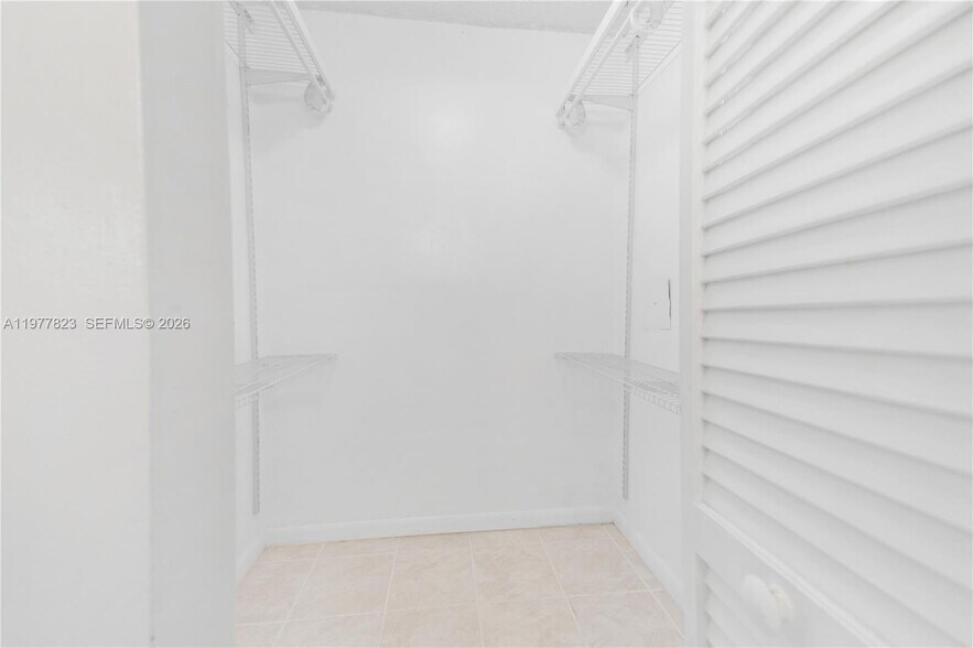 Building Photo - 9140 SW 123rd Ct