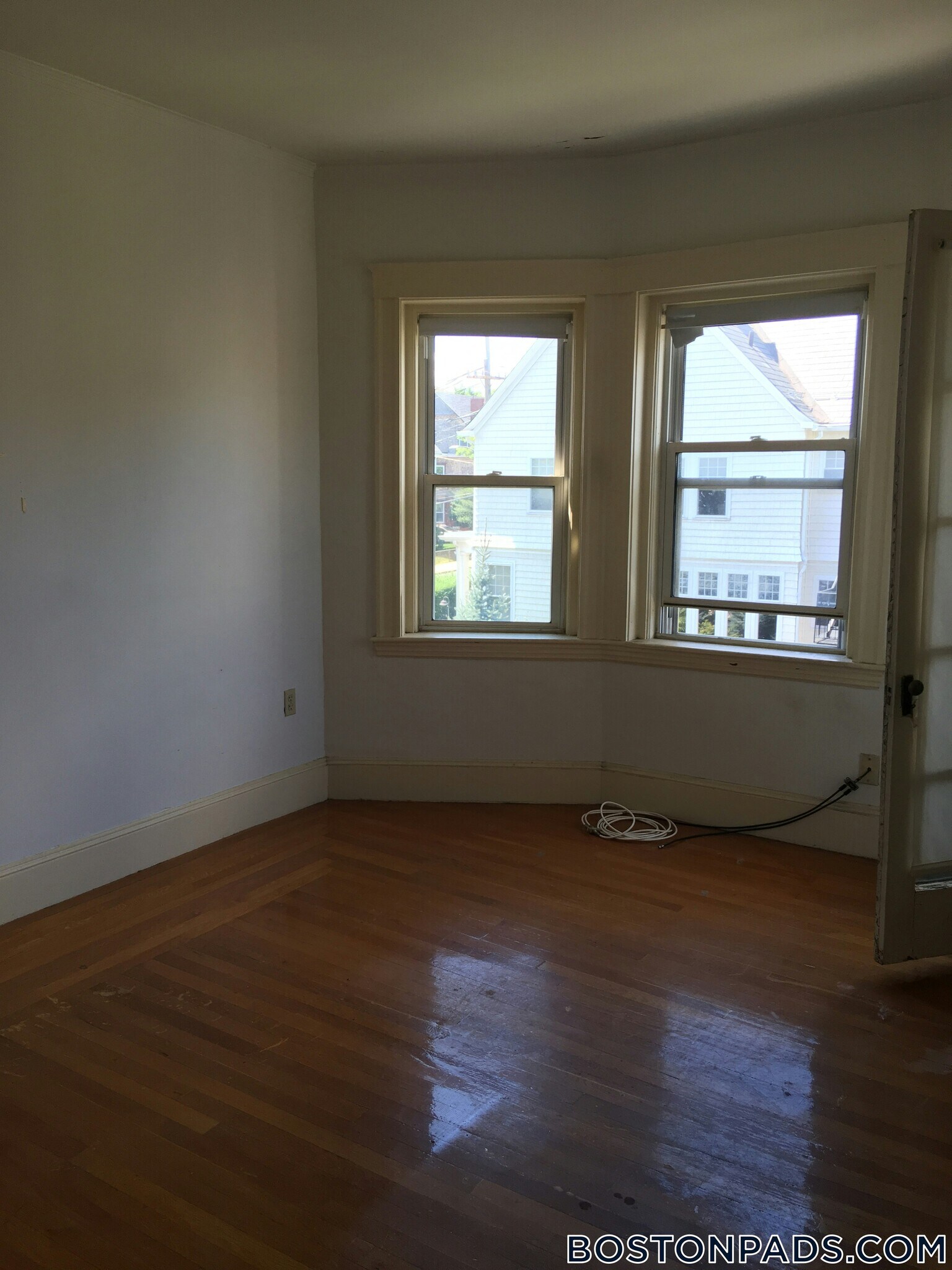 Building Photo - 163 Summer St