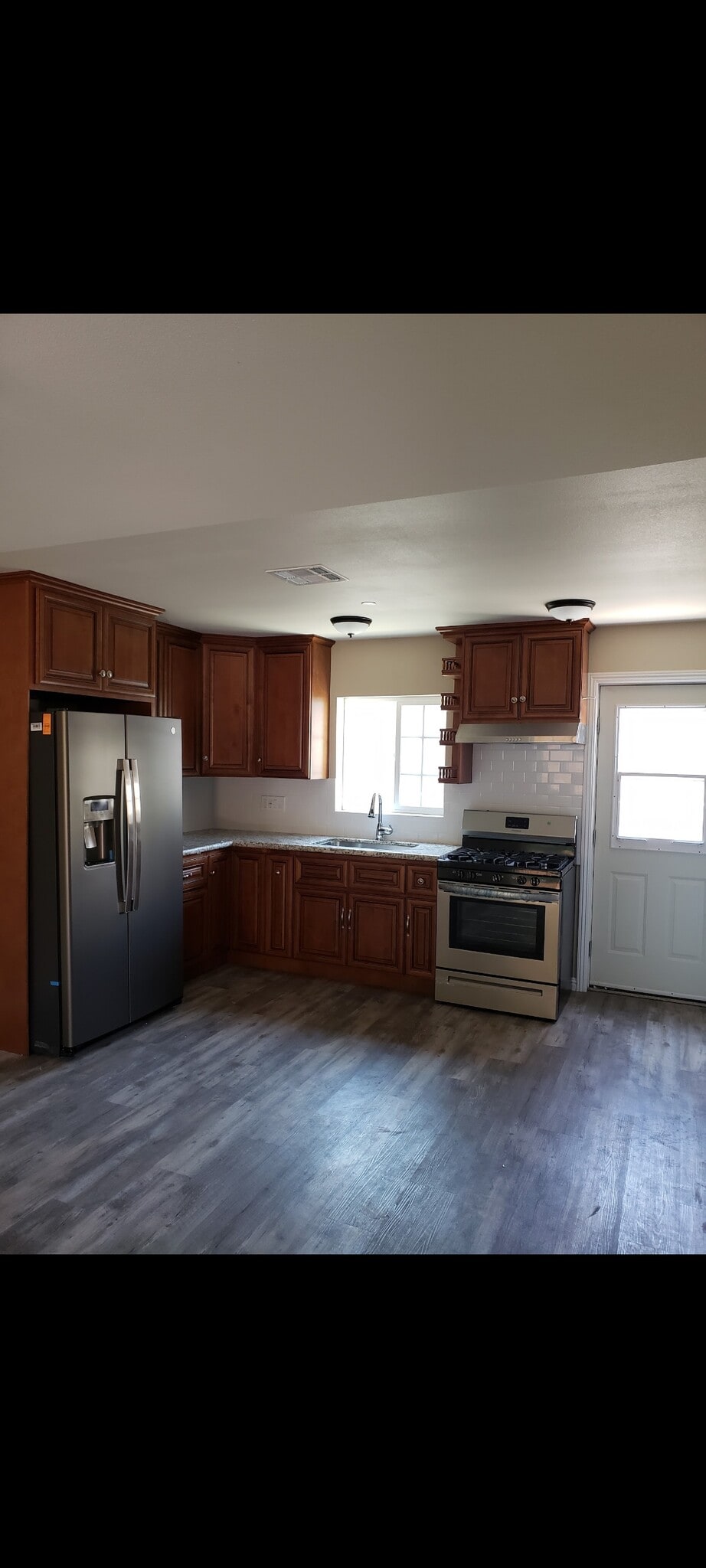 Building Photo - 2220 Norwalk Ave