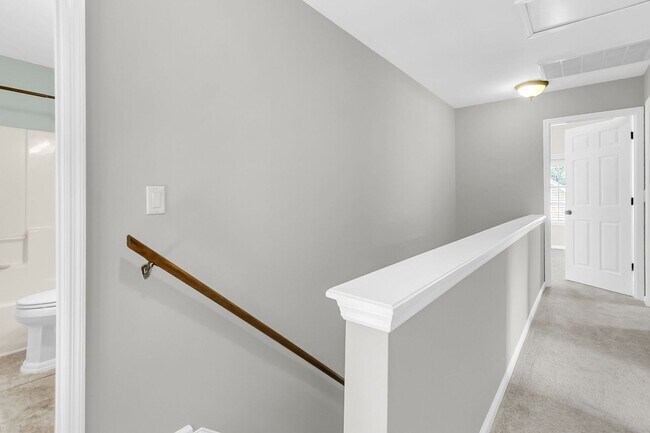 Building Photo - Coastal Convenience in the Heart of Mount Pleasant