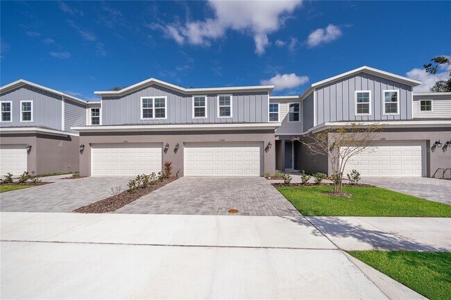 Building Photo - 5285 Luisa Ct