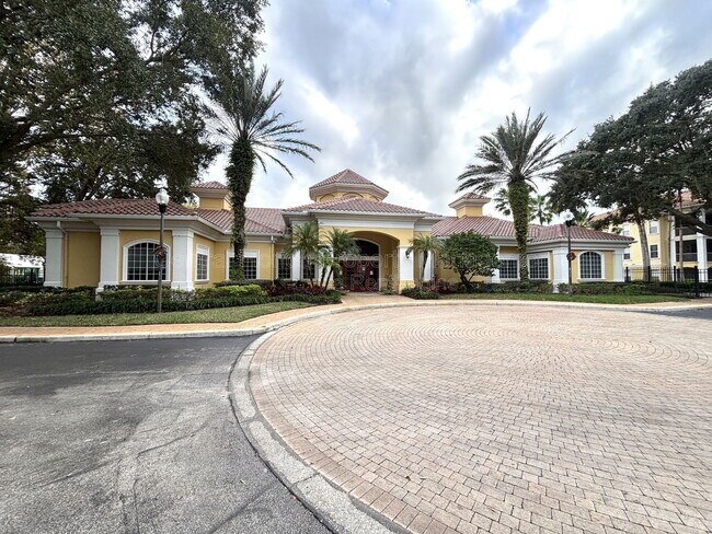 Building Photo - 1711 Shadow View Cir