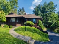 Building Photo - 3112 Belmont Ave