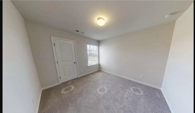 Building Photo - 373 Whitetail Cir