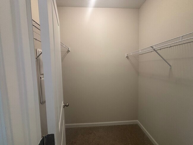 Building Photo - 137 Nighthawk Ln