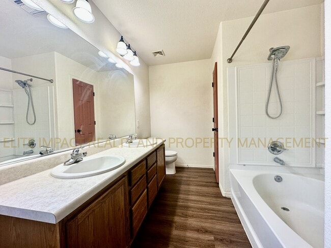 Building Photo - 10930 S San Clemente Camino