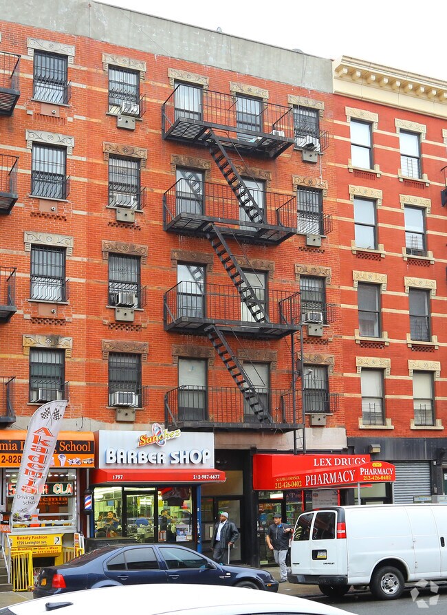 Primary Photo - 1797 Lexington Ave